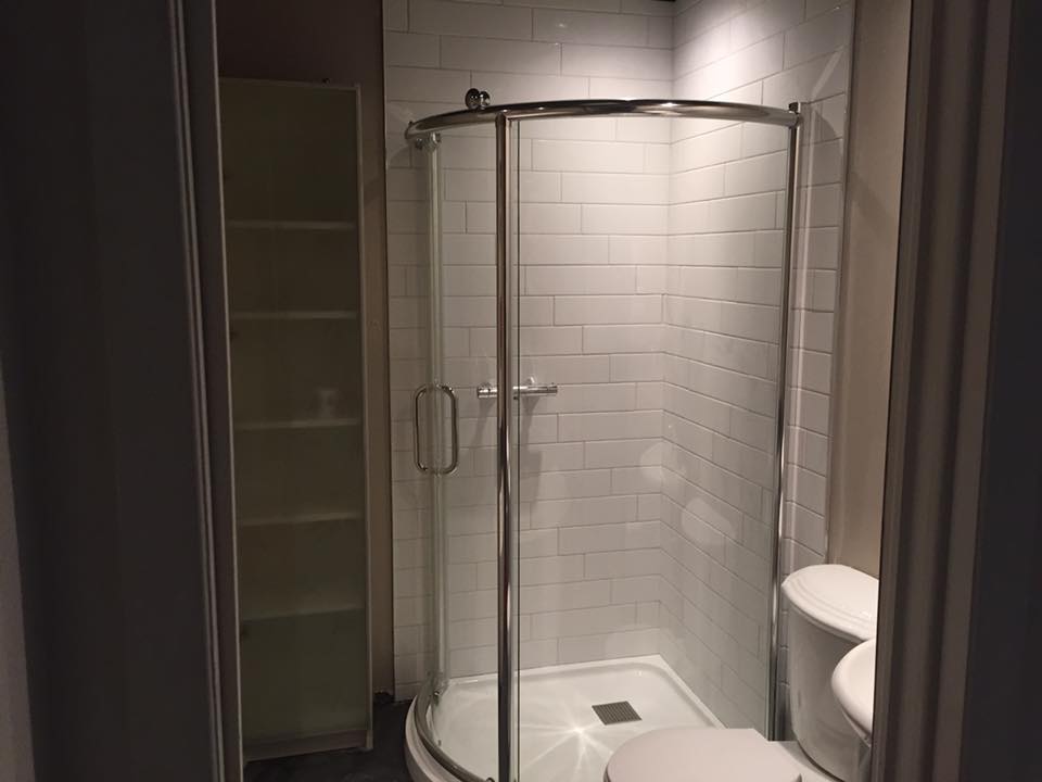 Rénovation de salle de bain à Joliette - L'entrepreneur Petits Travaux.com à St-Thomas